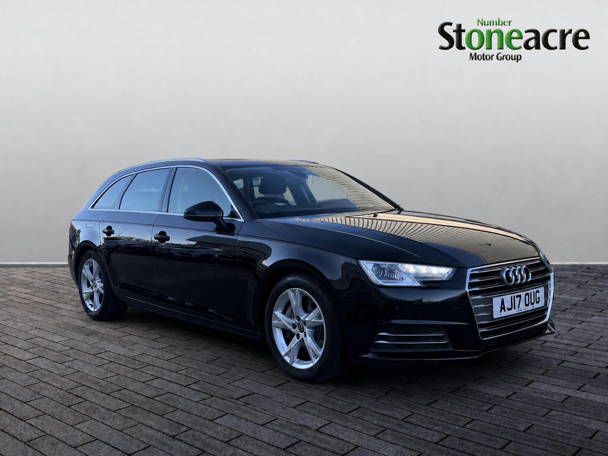 Main listing image - Audi A4
