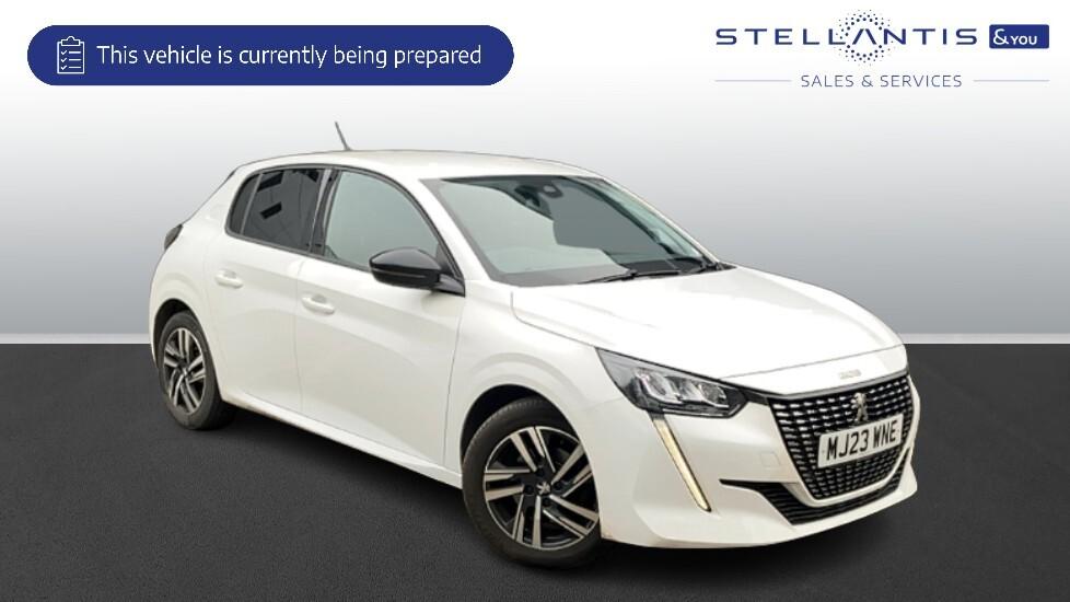 Main listing image - Peugeot 208