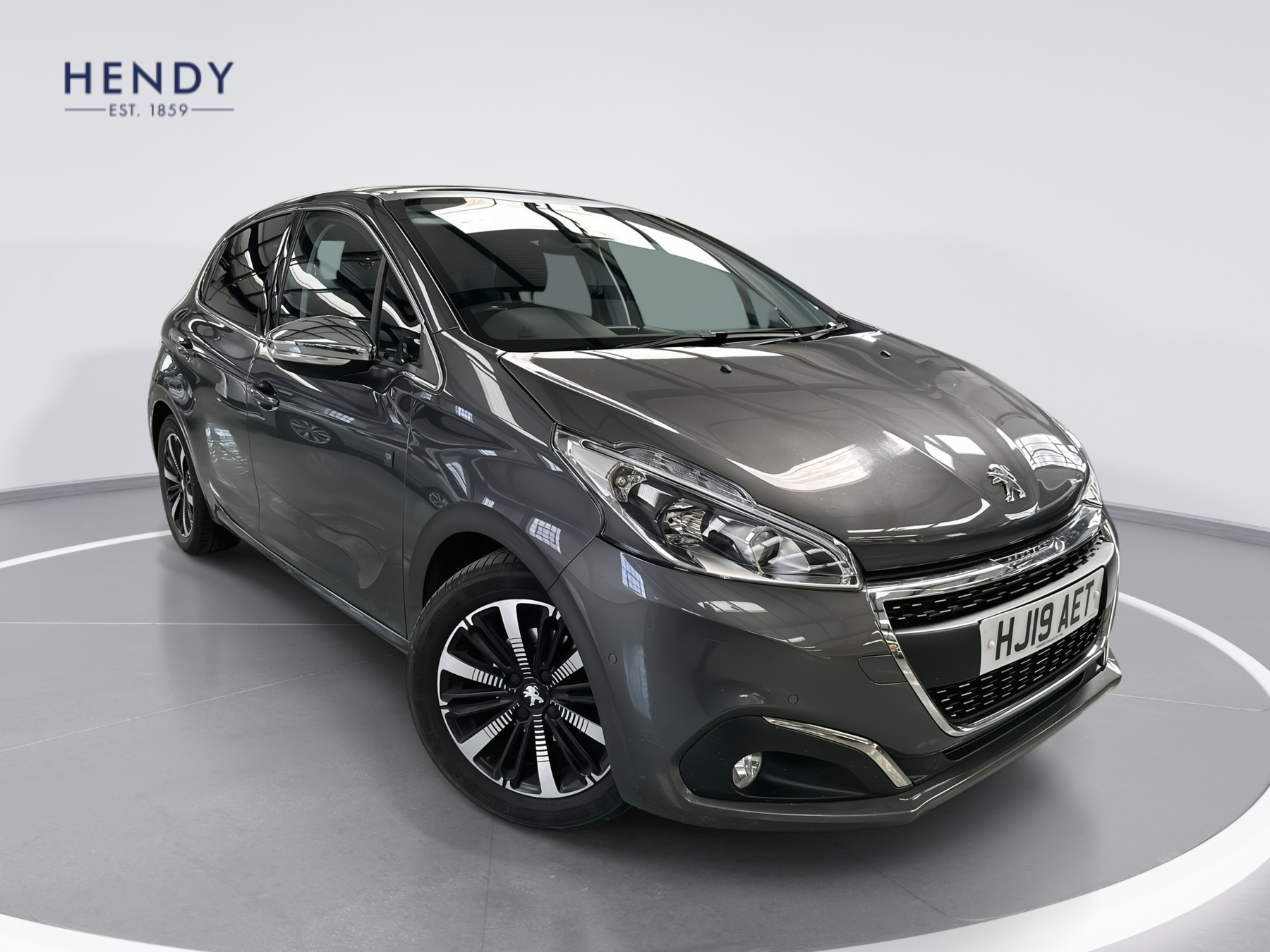 Main listing image - Peugeot 208