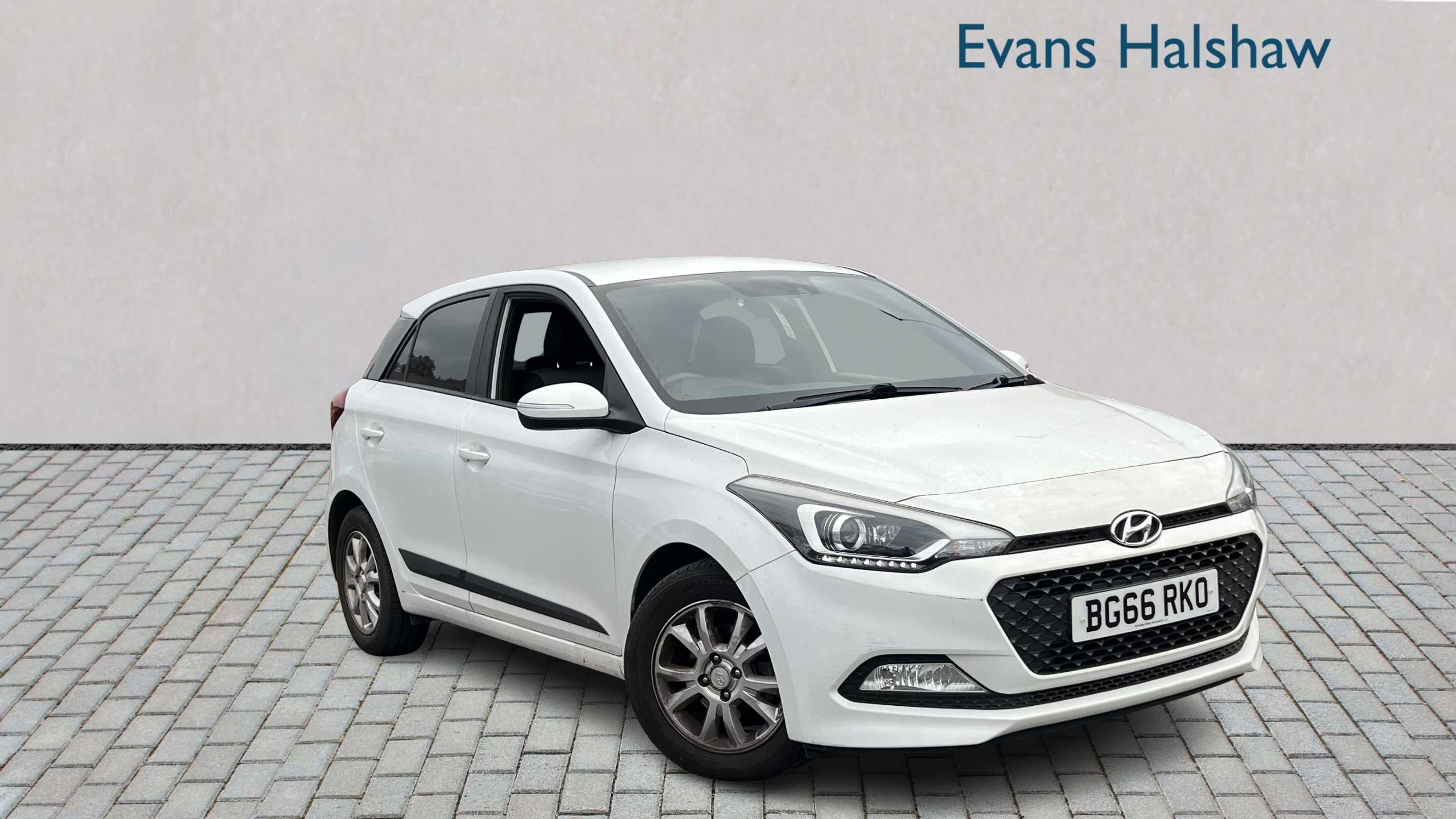 Main listing image - Hyundai i20