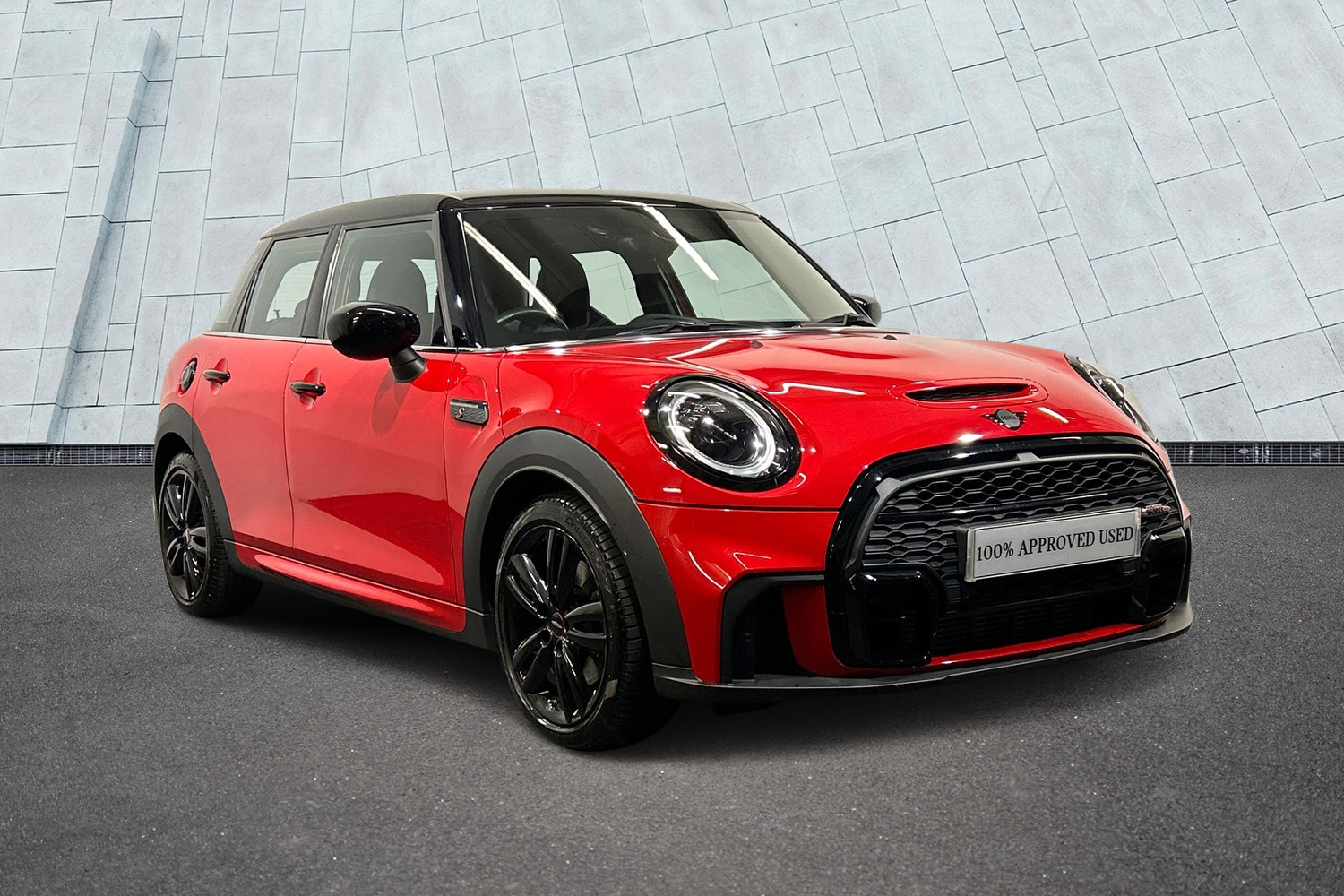 Main listing image - MINI Hatchback 5dr