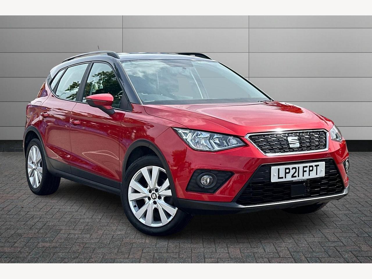 Main listing image - SEAT Arona