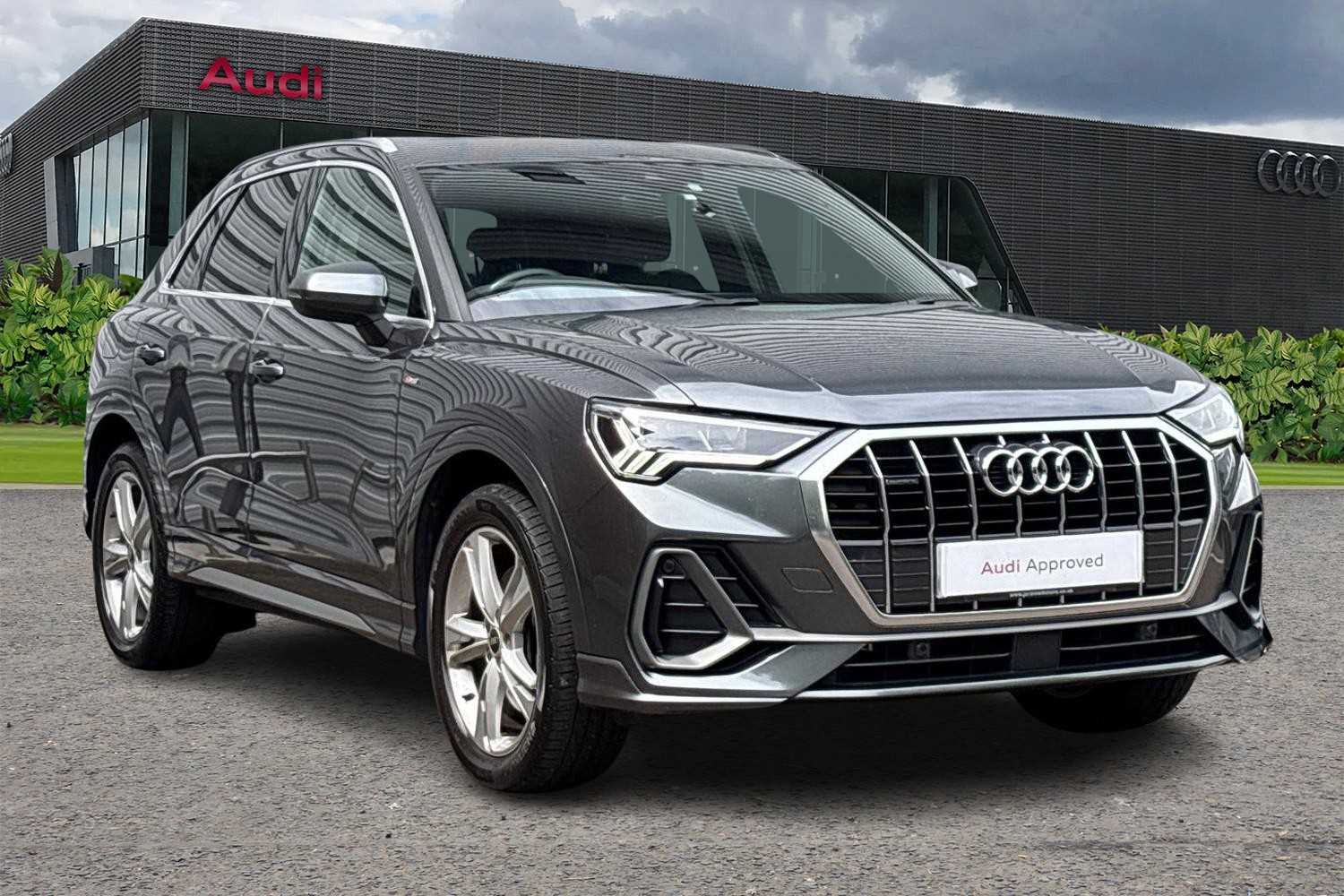 Main listing image - Audi Q3