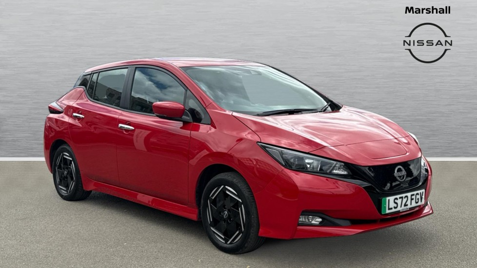 Main listing image - Nissan Leaf