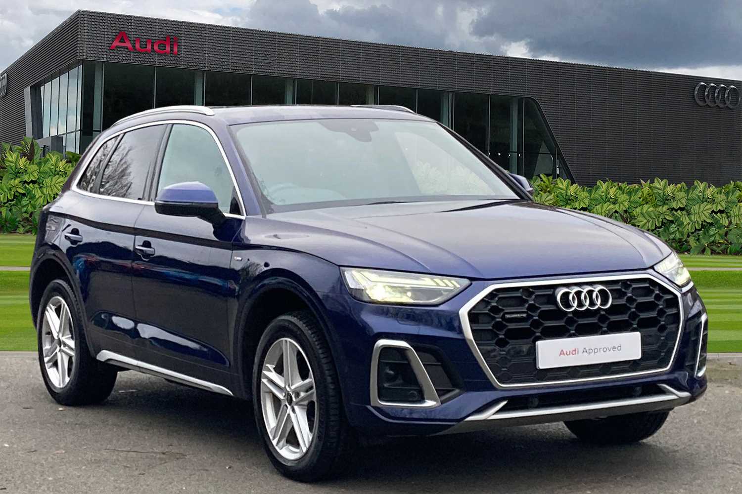 Main listing image - Audi Q5