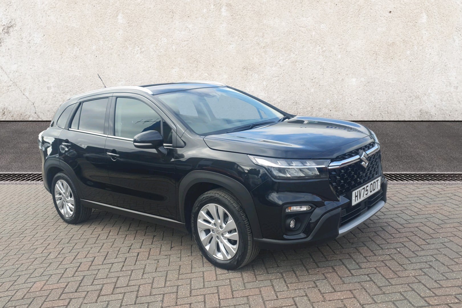 Main listing image - Suzuki S-Cross