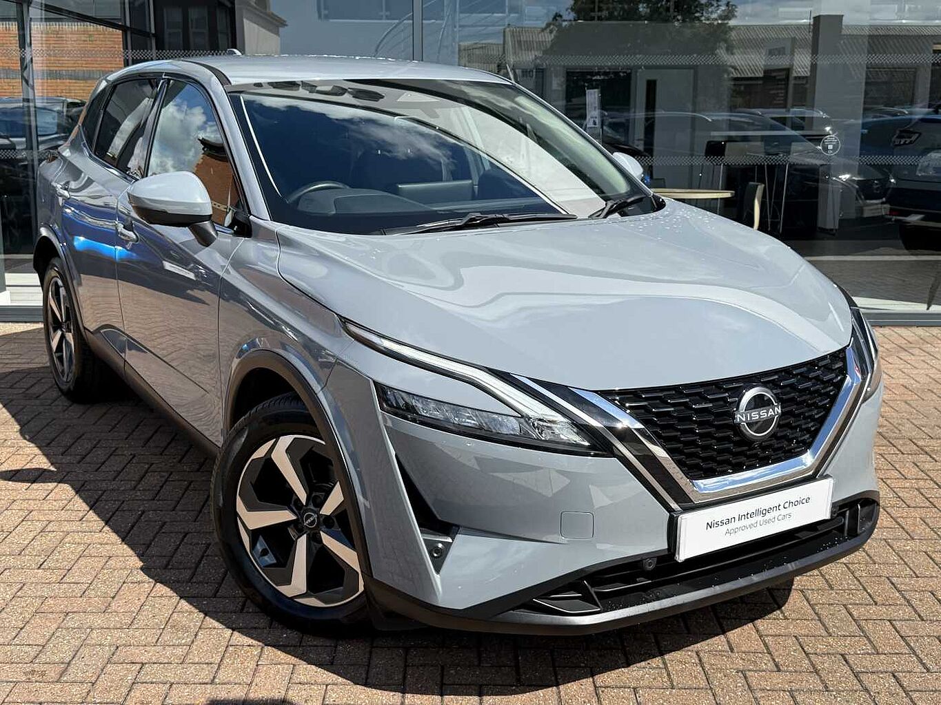 Main listing image - Nissan Qashqai