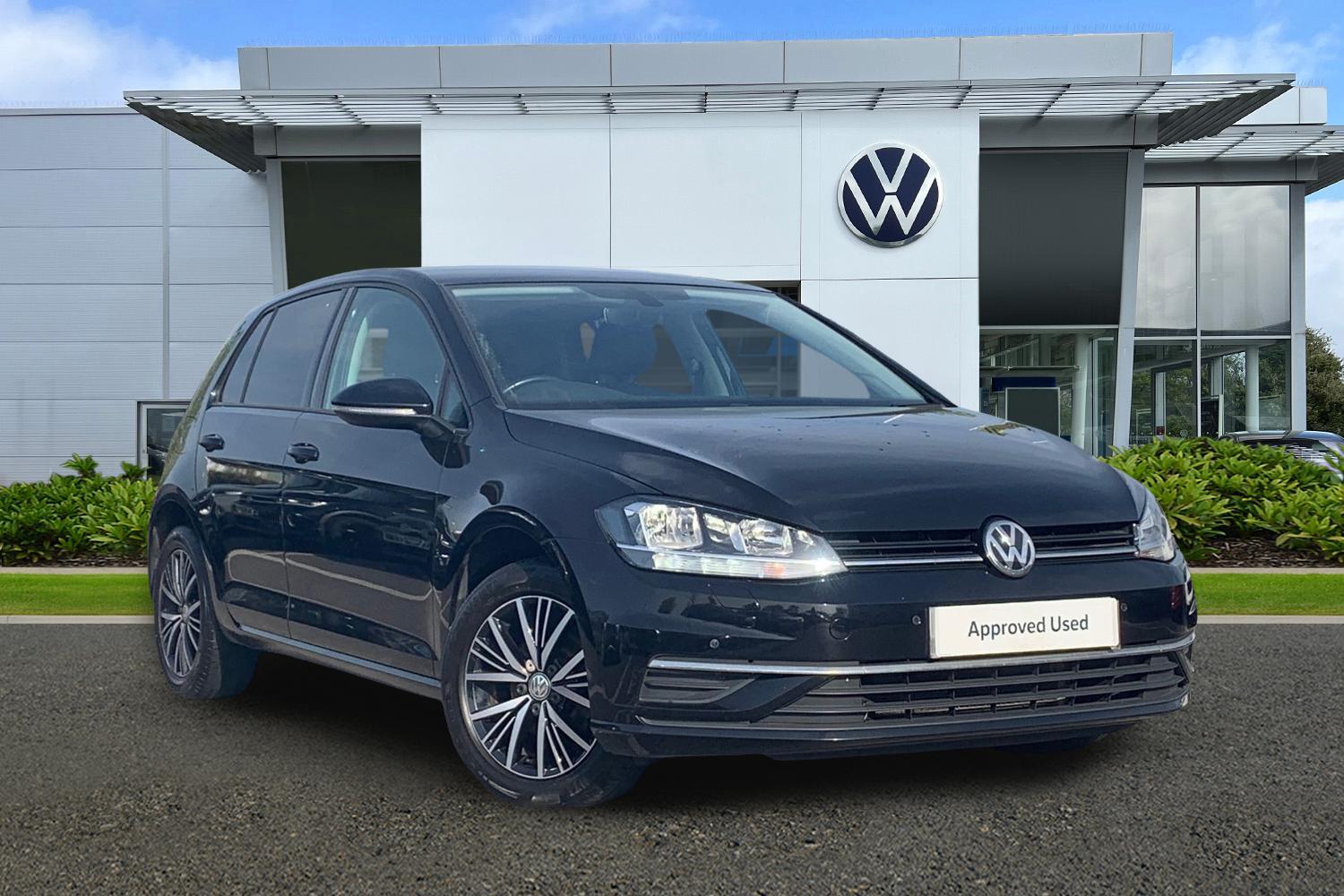 Main listing image - Volkswagen Golf