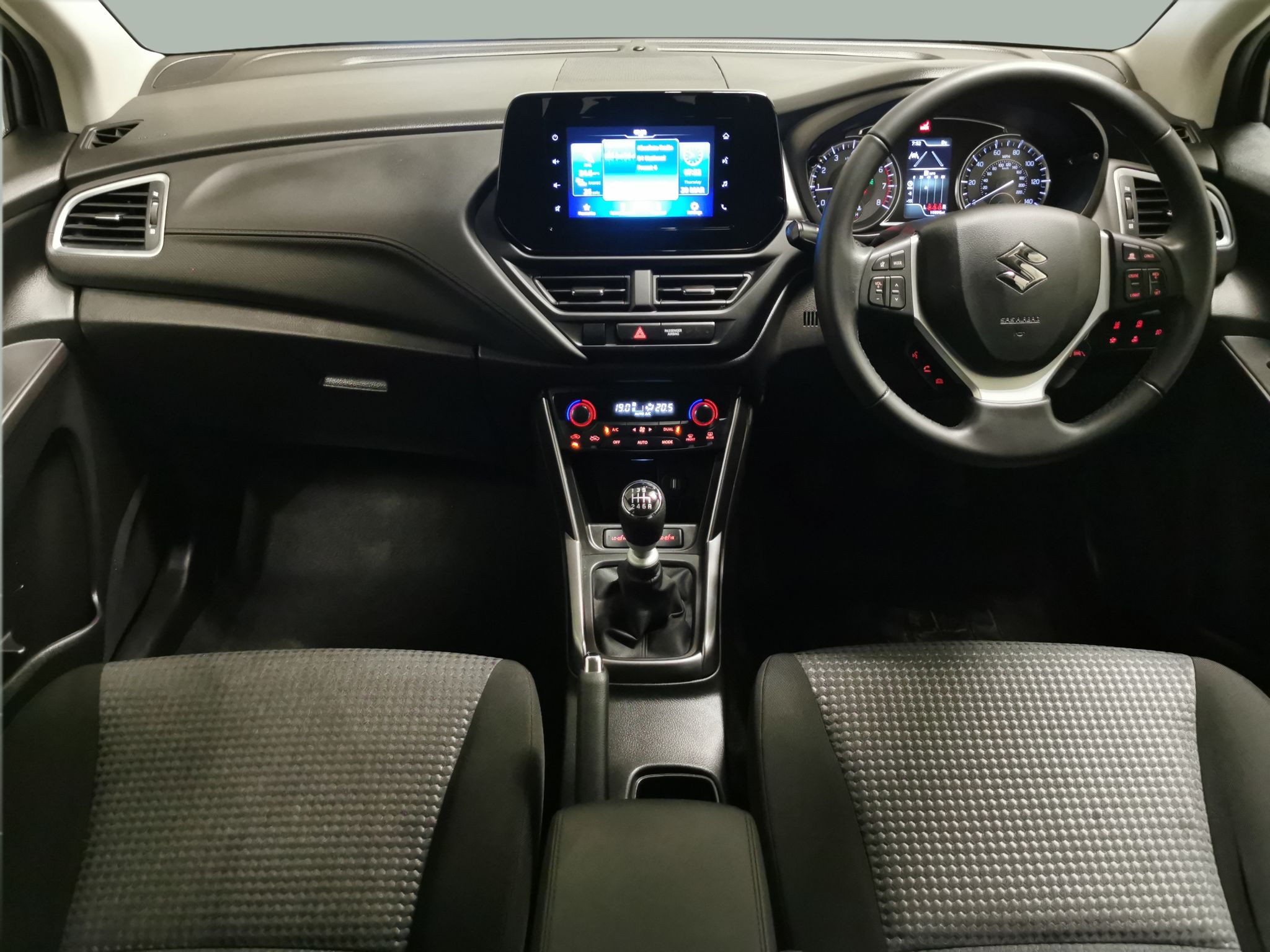 Main listing image - Suzuki S-Cross