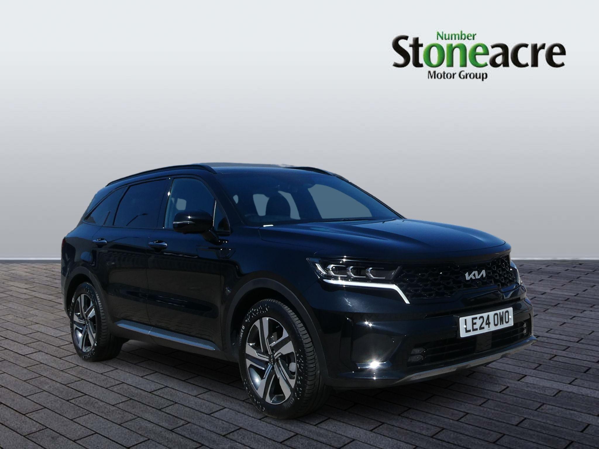 Main listing image - Kia Sorento