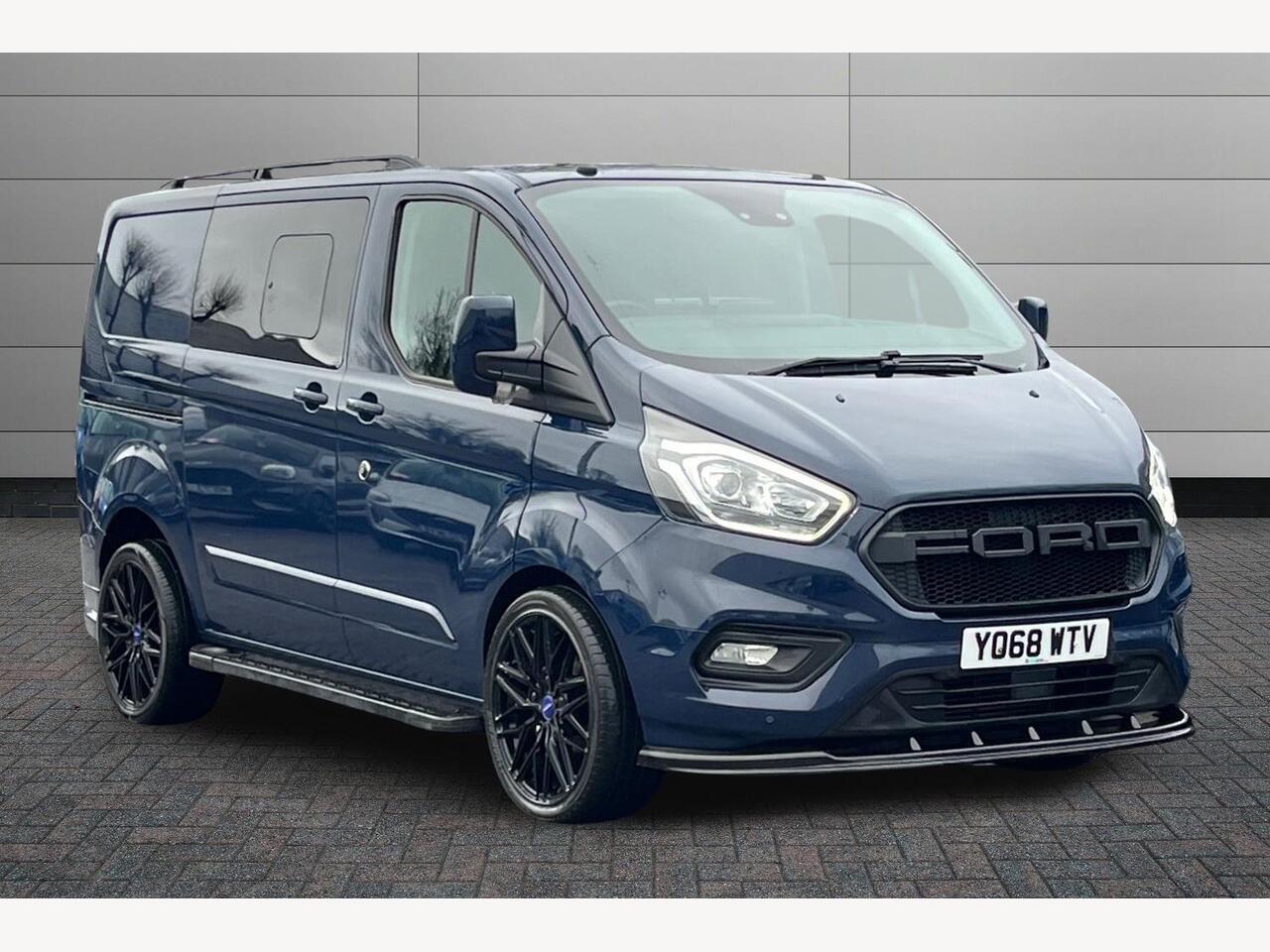 Main listing image - Ford Transit Custom