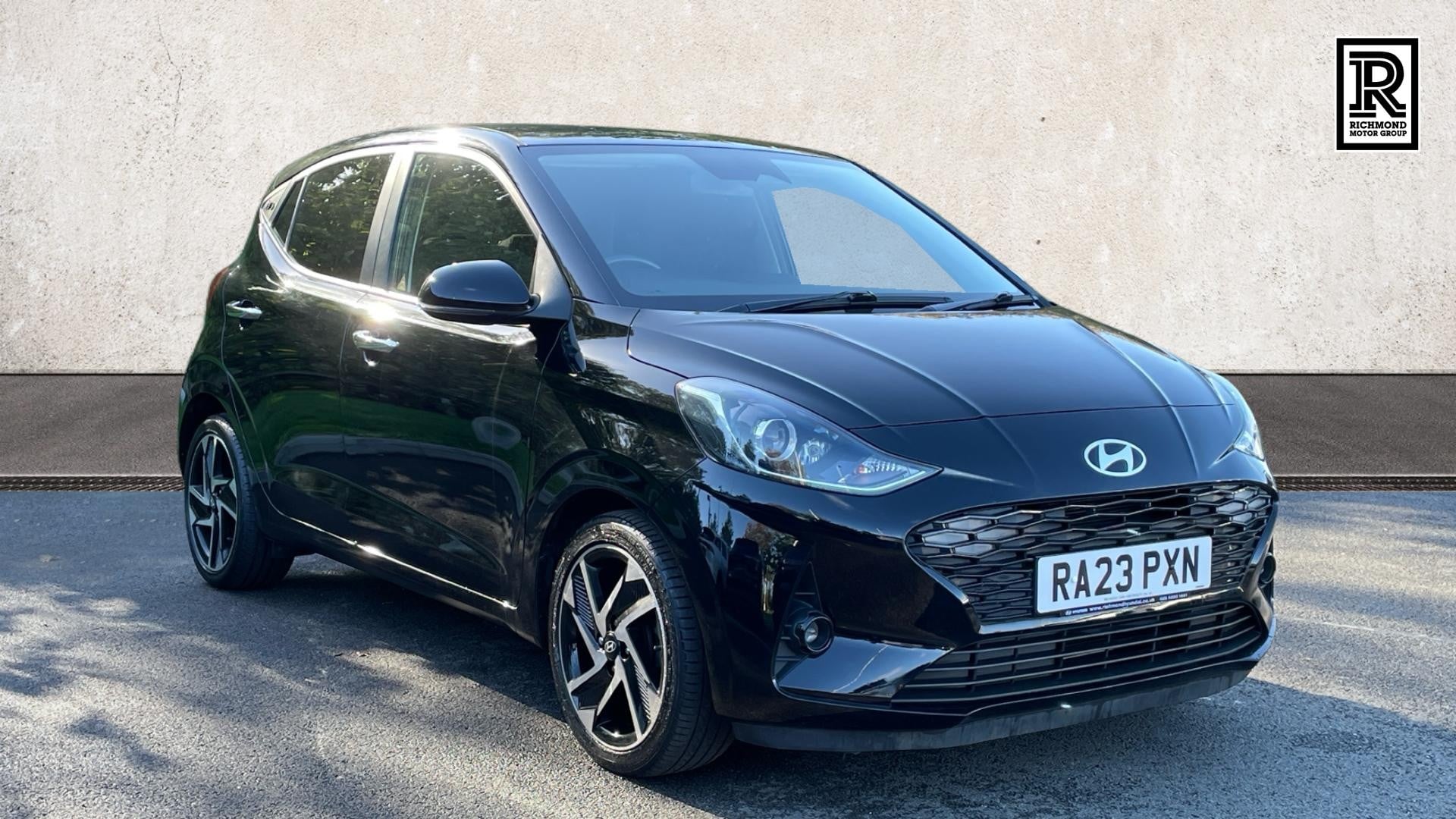Main listing image - Hyundai i10