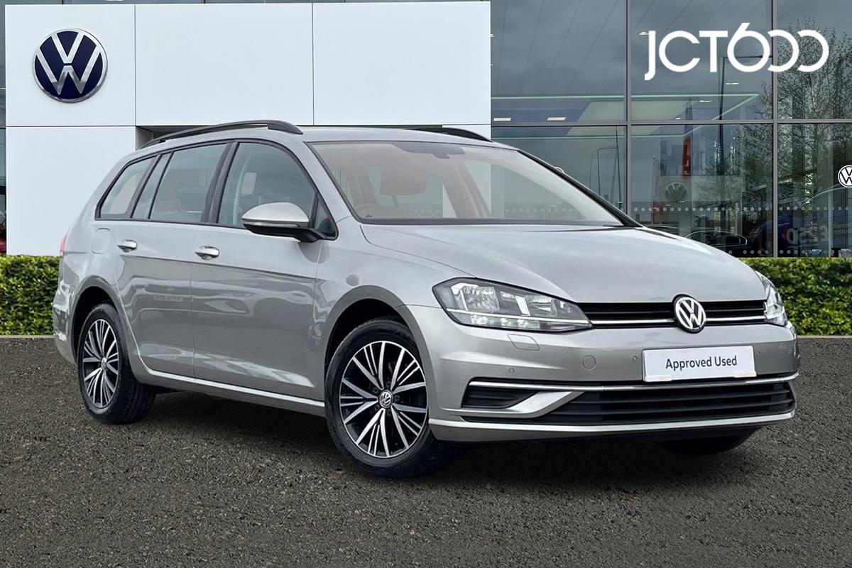 Main listing image - Volkswagen Golf Estate