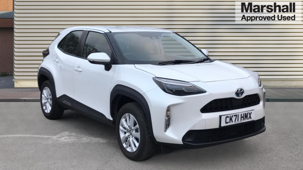 Main listing image - Toyota Yaris Cross