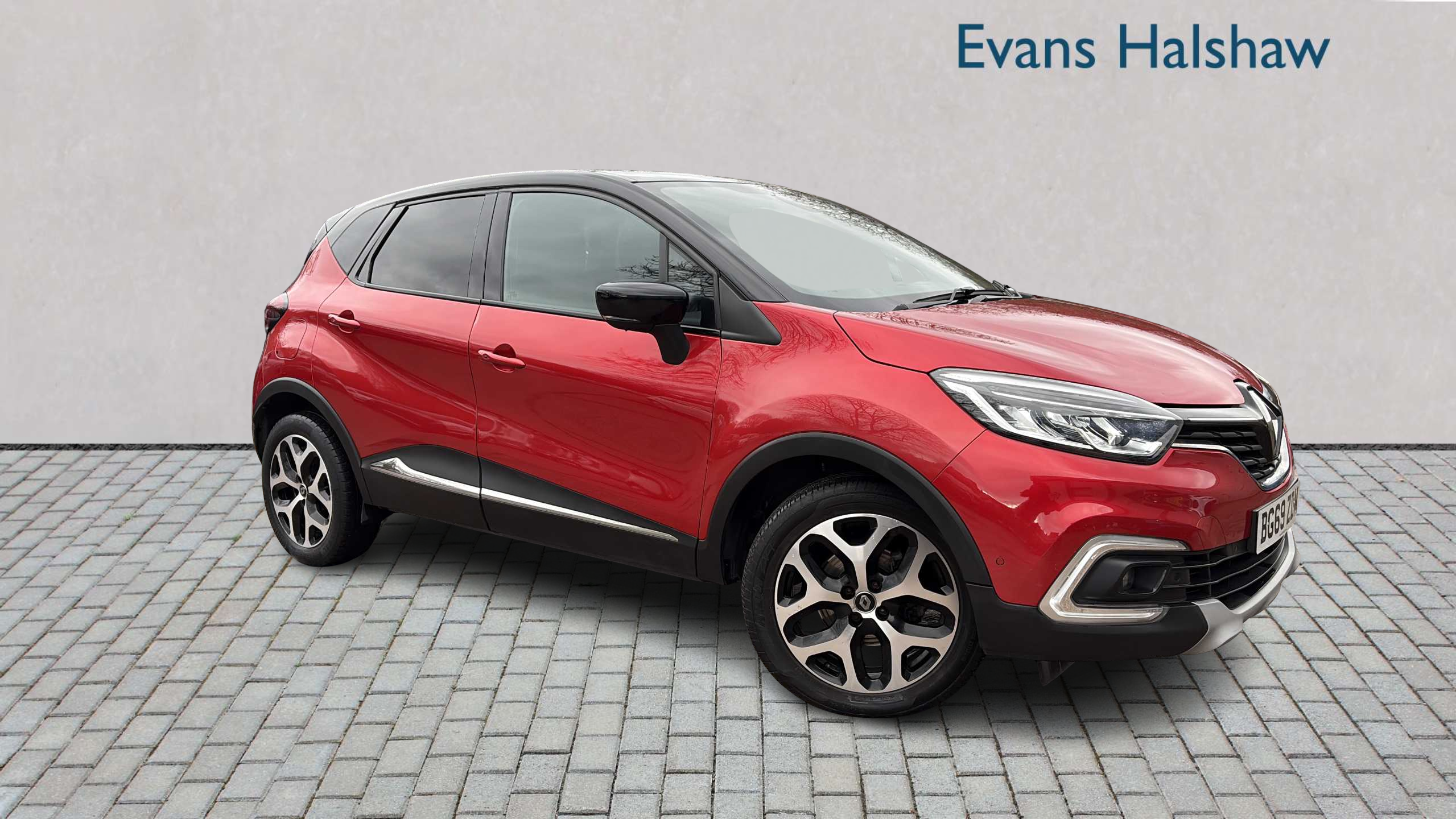 Main listing image - Renault Captur
