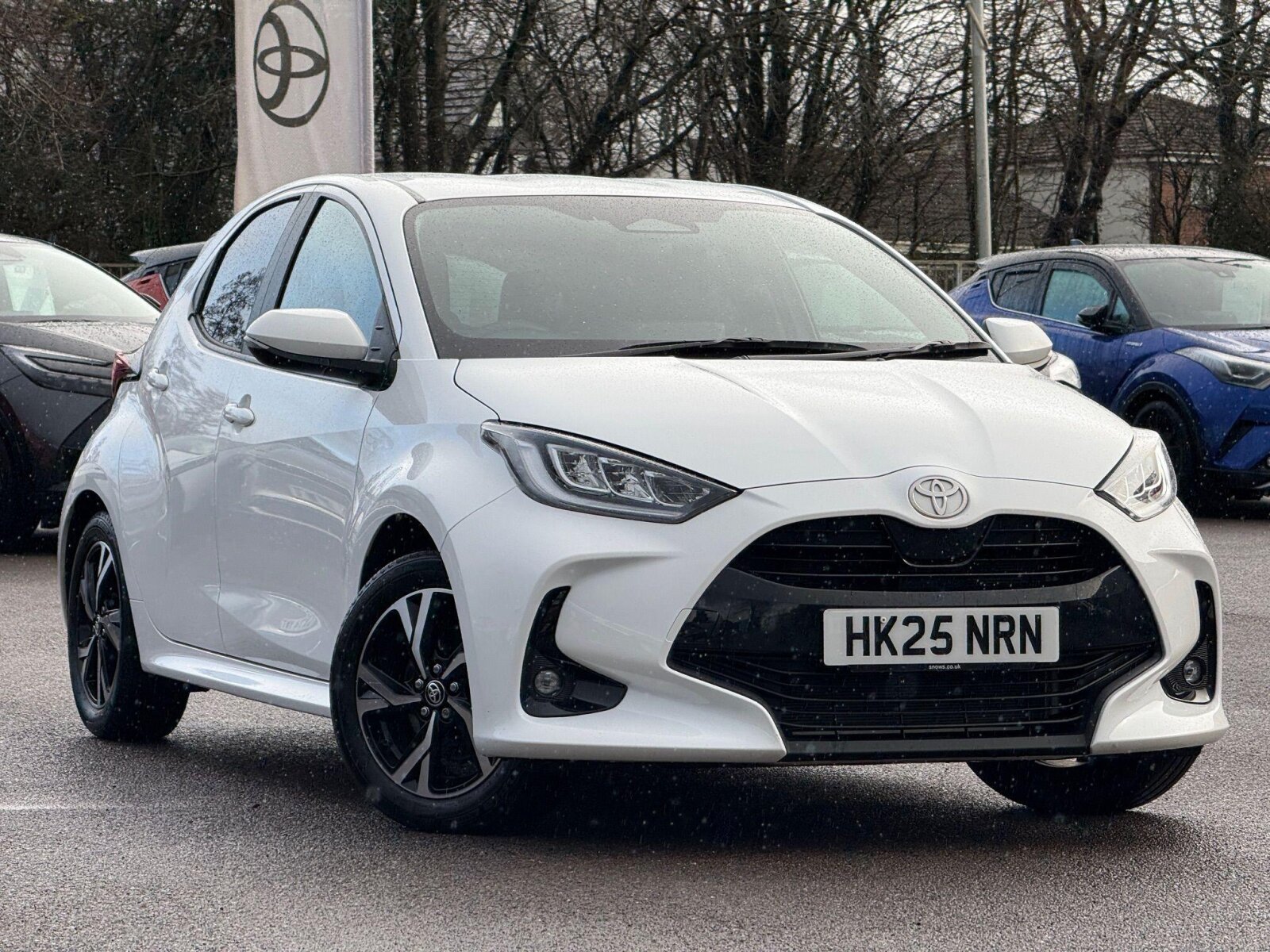 Main listing image - Toyota Yaris