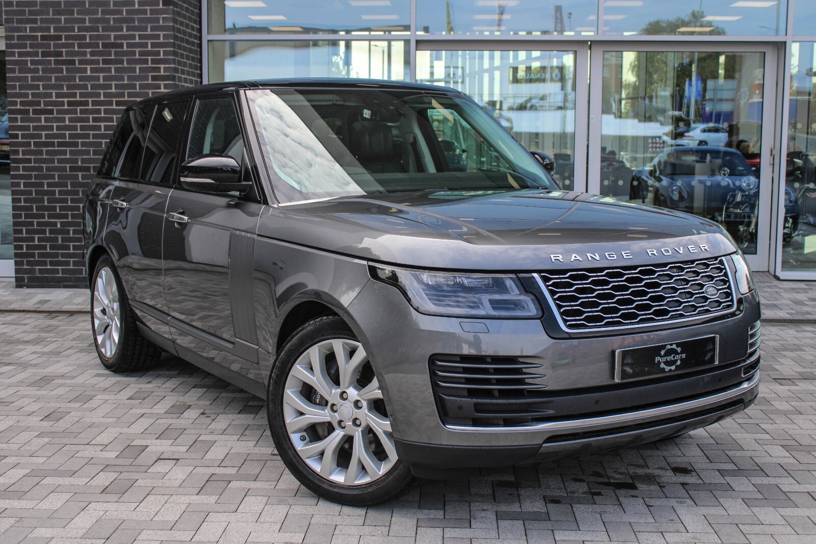 Main listing image - Land Rover Range Rover