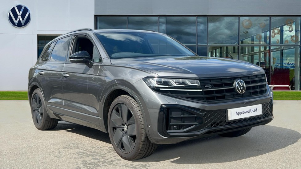 Main listing image - Volkswagen Touareg
