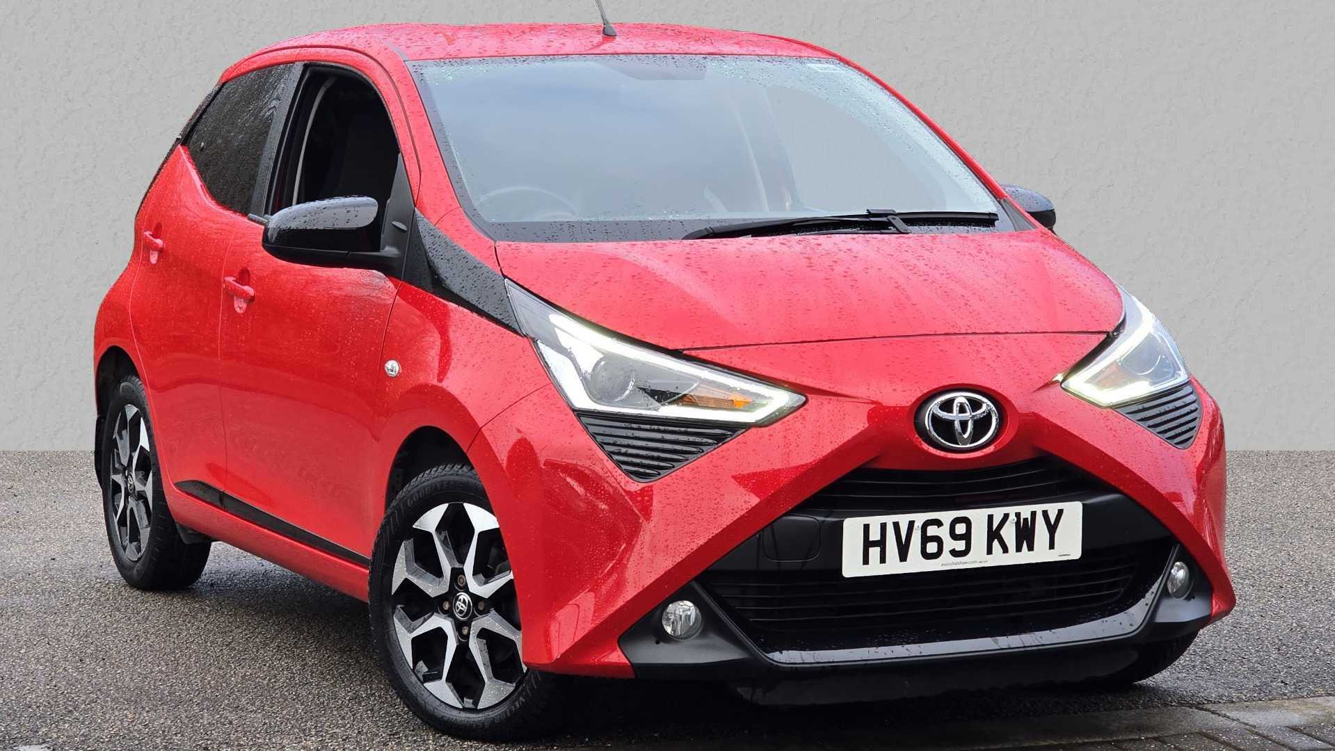 Main listing image - Toyota Aygo