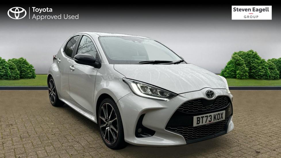 Main listing image - Toyota Yaris