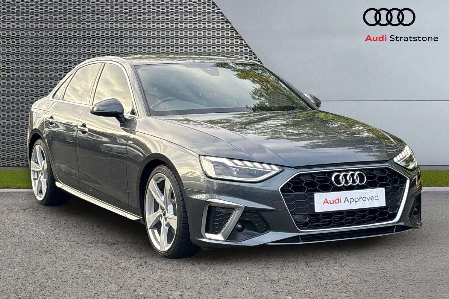 Main listing image - Audi A4