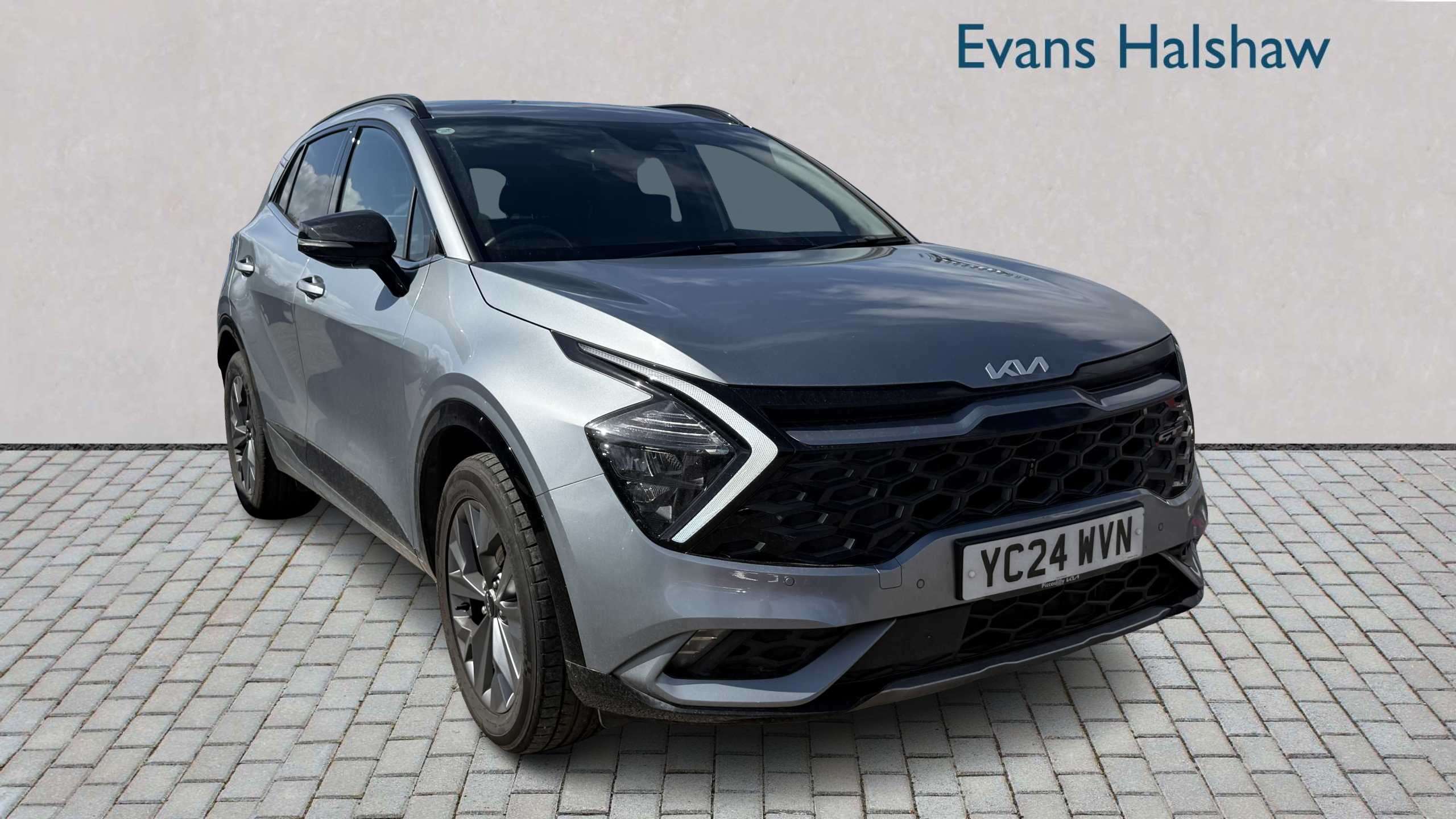 Main listing image - Kia Sportage