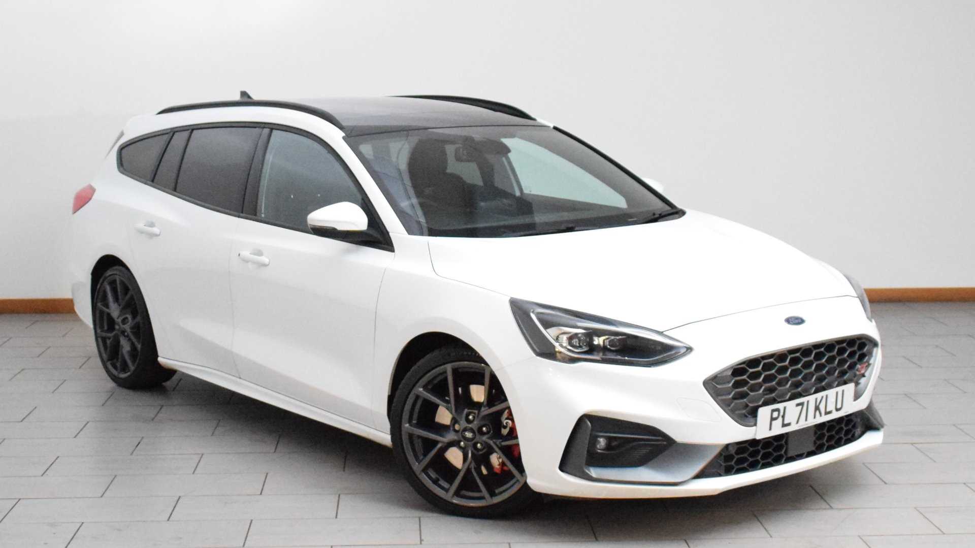 Main listing image - Ford Focus Estate