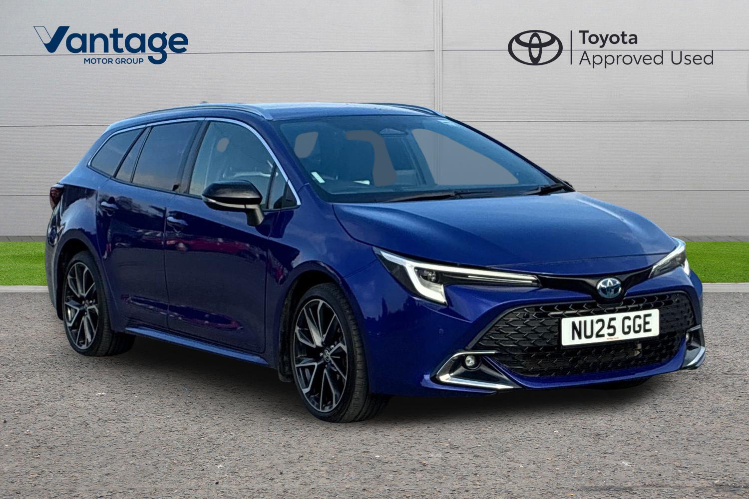 Main listing image - Toyota Corolla