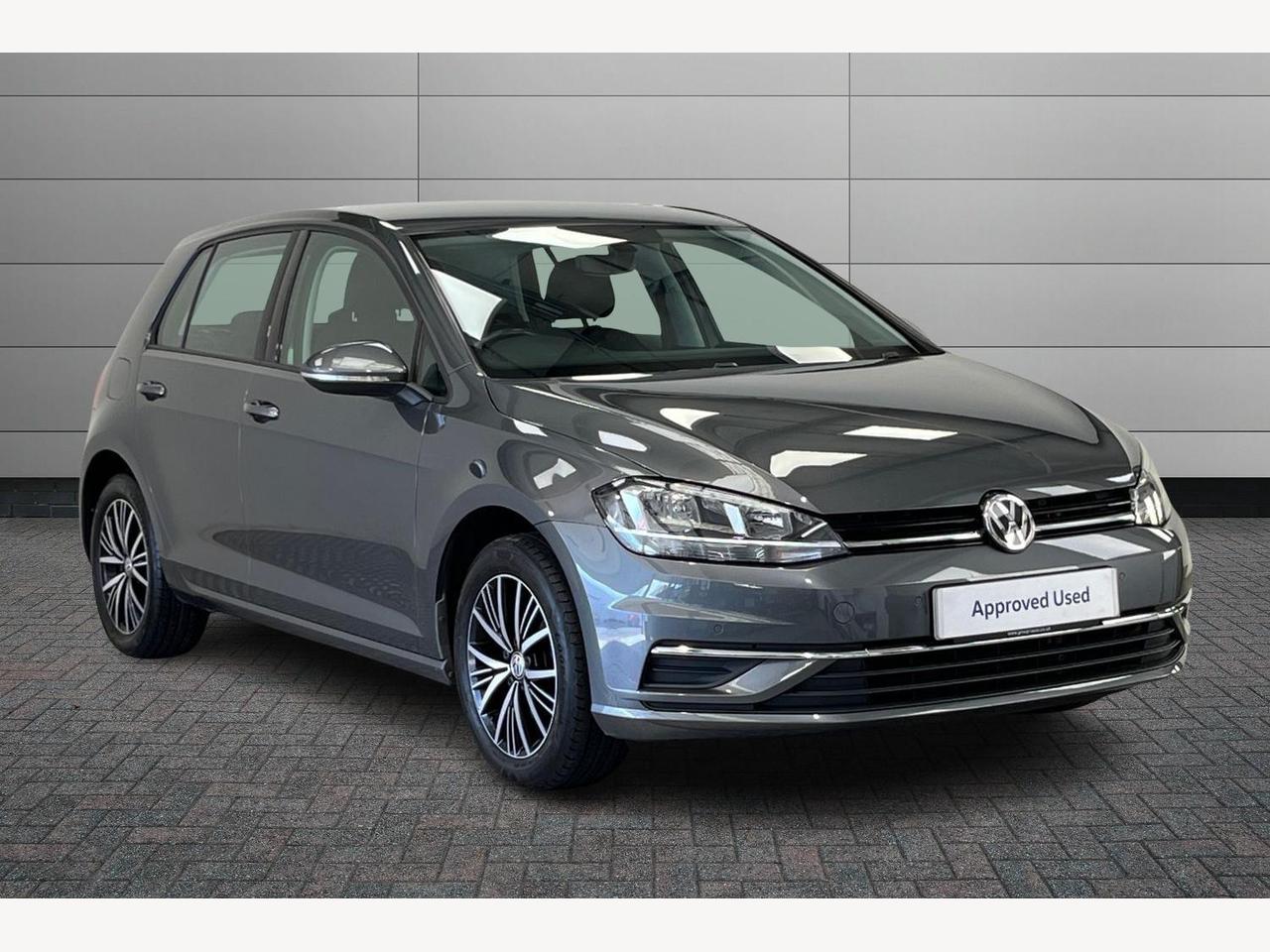Main listing image - Volkswagen Golf