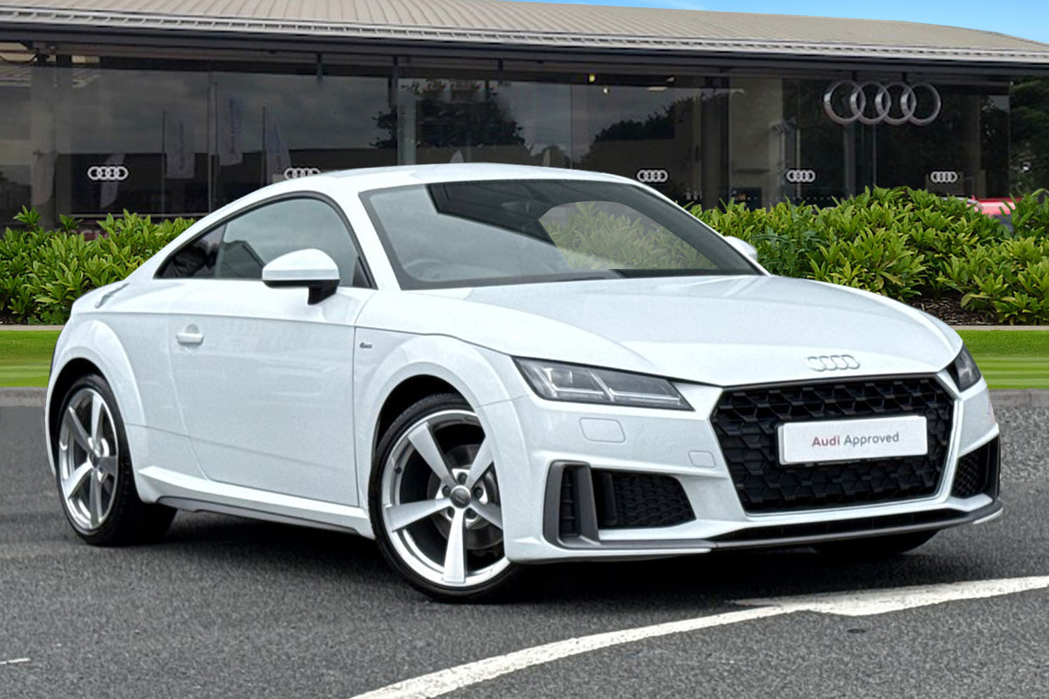 Main listing image - Audi TT