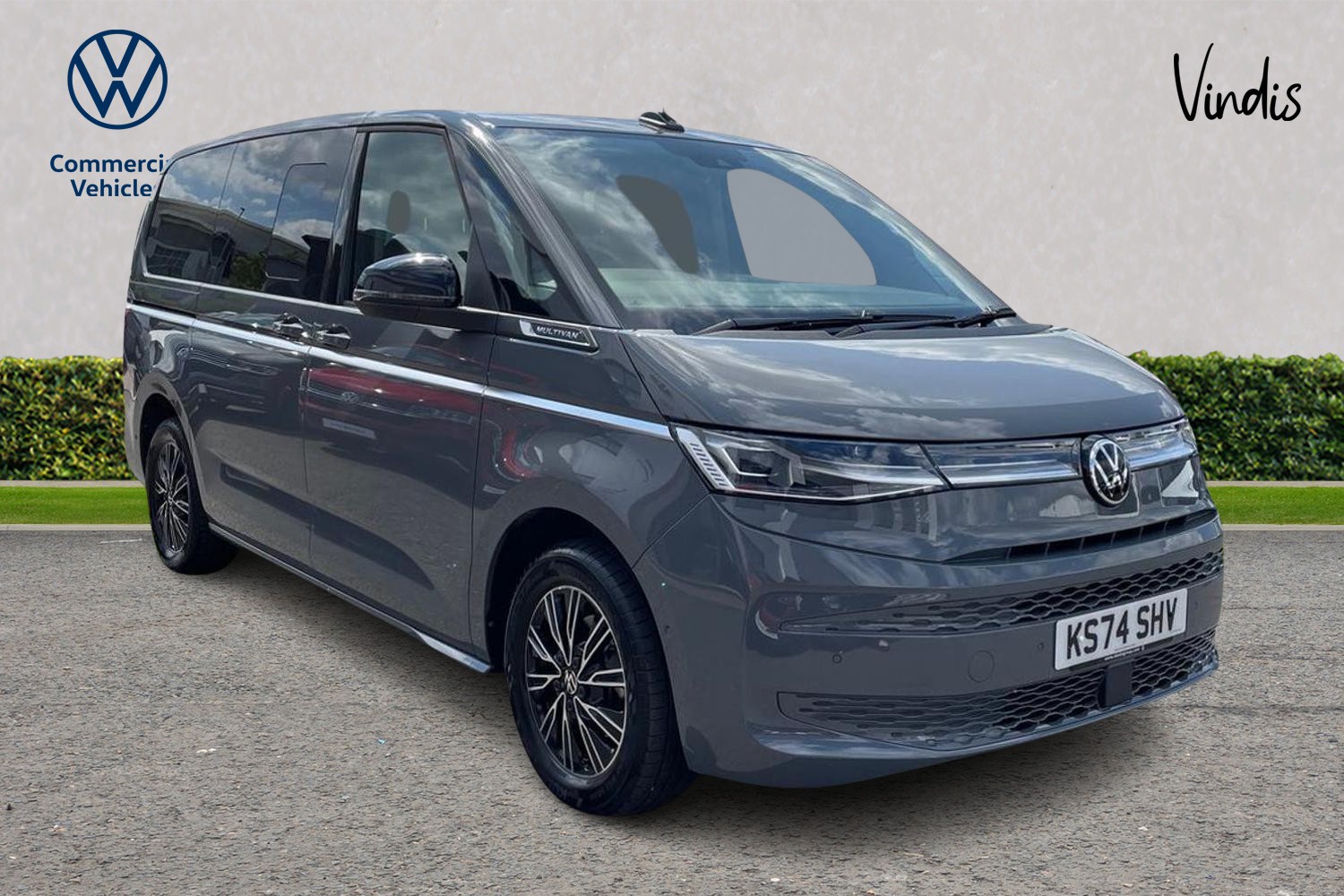 Main listing image - Volkswagen Multivan