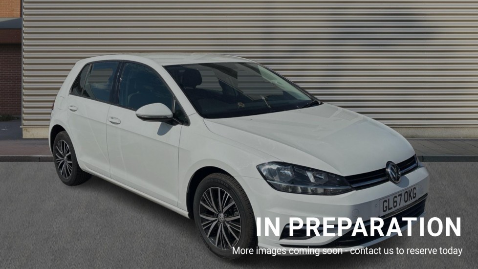 Main listing image - Volkswagen Golf
