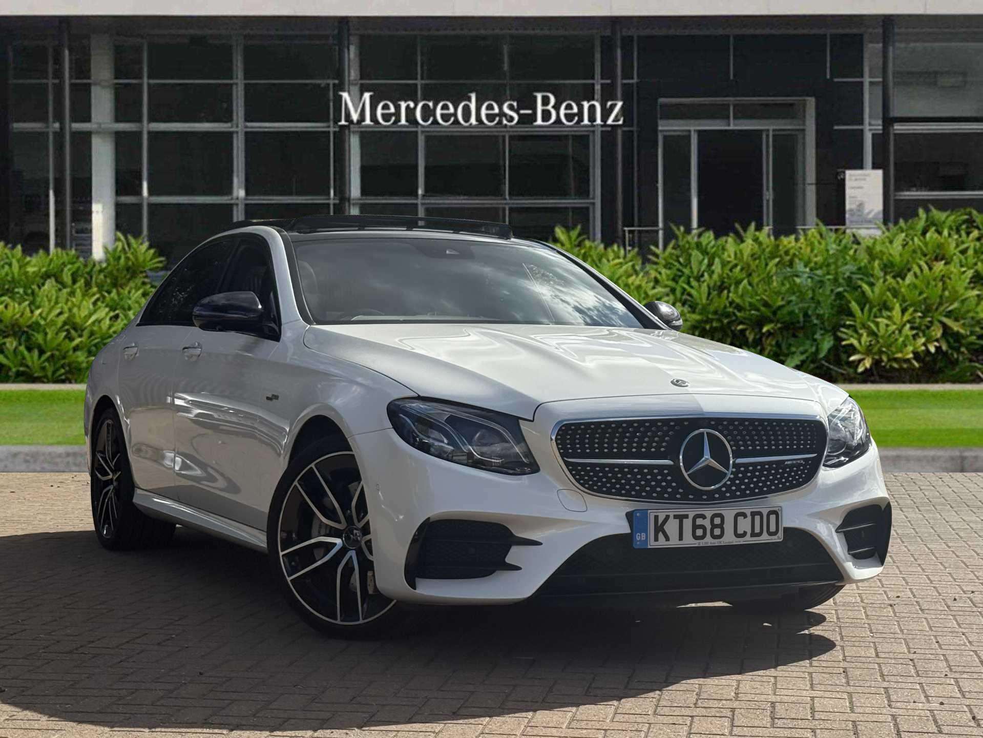 Main listing image - Mercedes-Benz E-Class