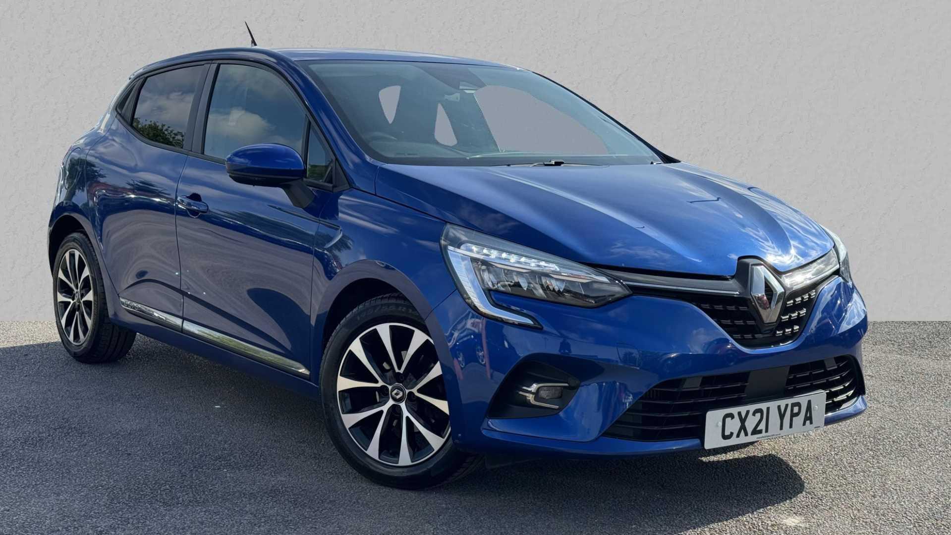 Main listing image - Renault Clio