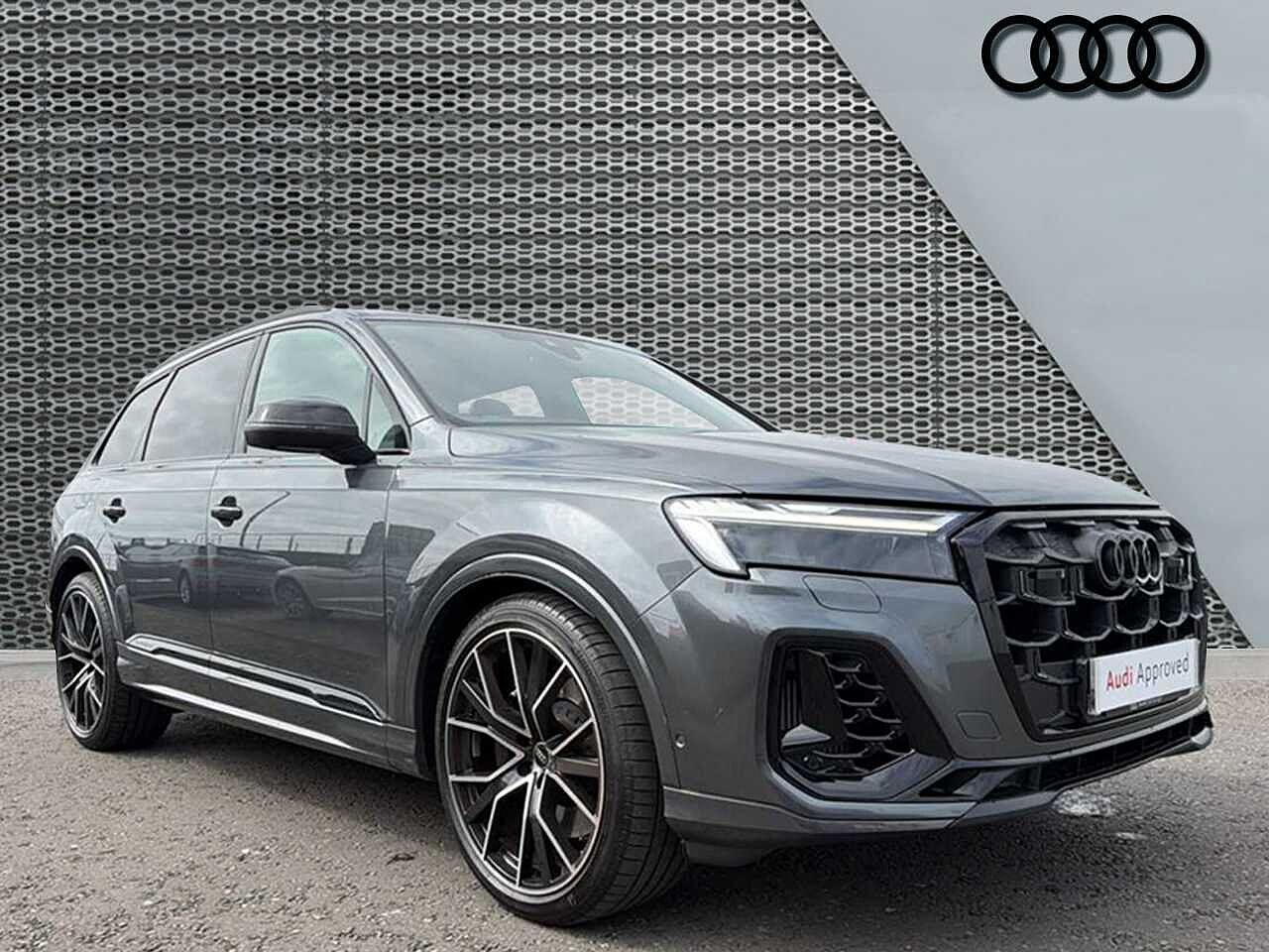 Main listing image - Audi Q7