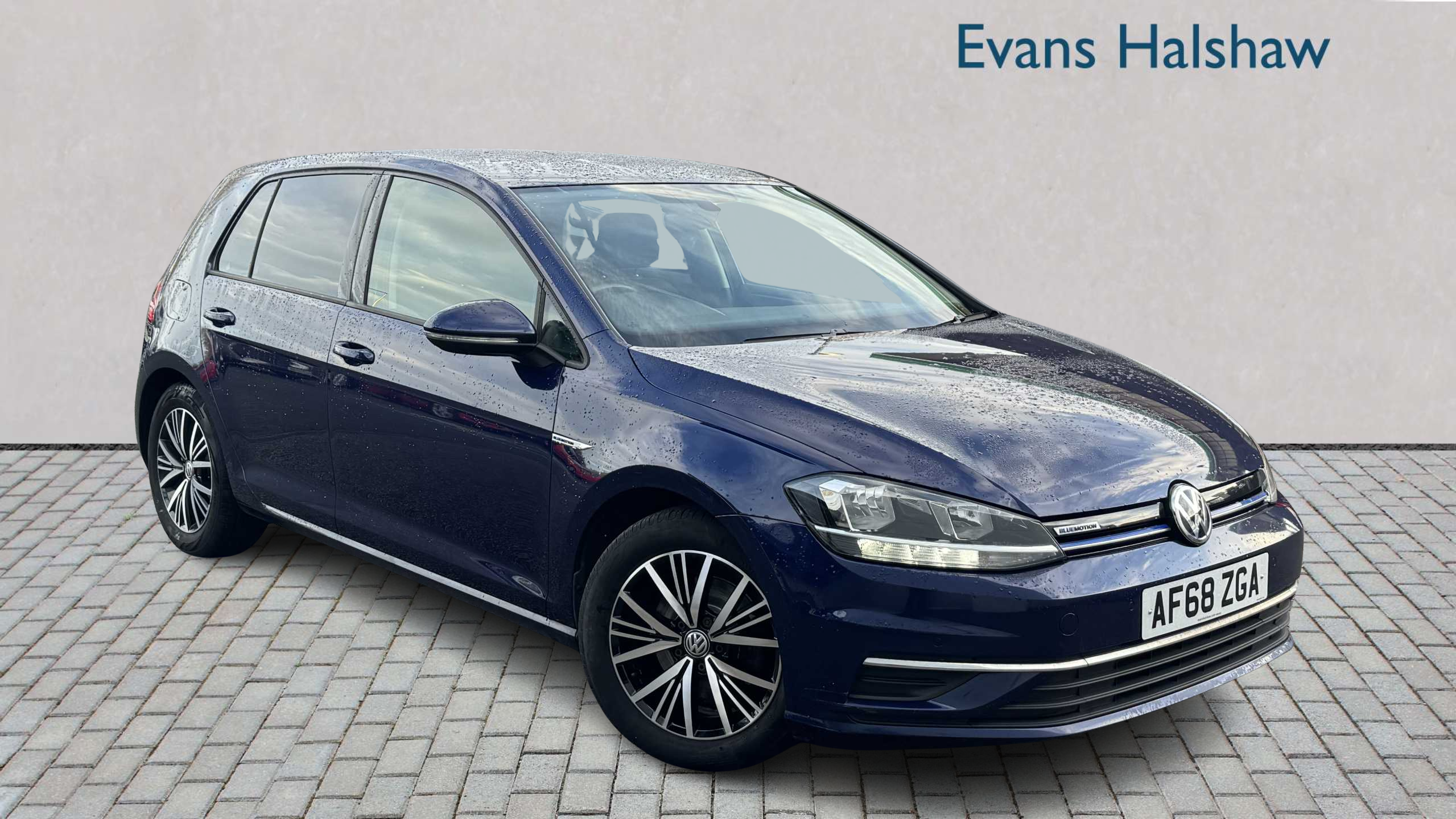 Main listing image - Volkswagen Golf