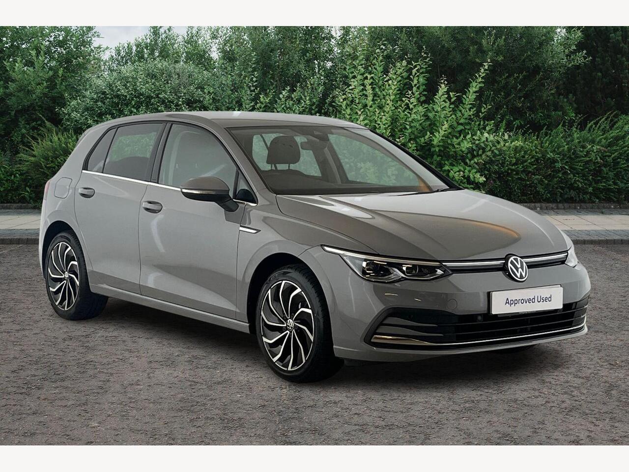 Main listing image - Volkswagen Golf
