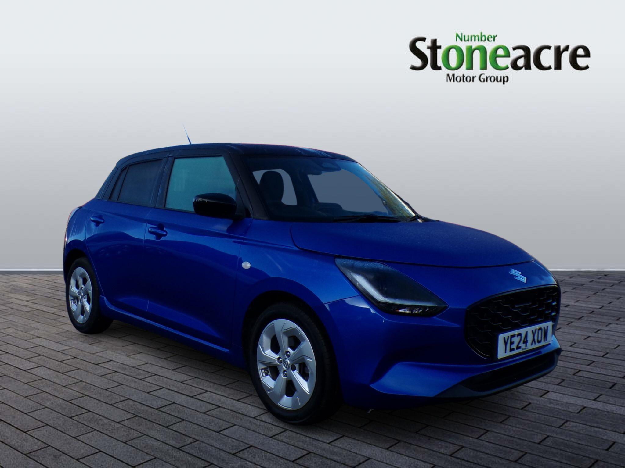 Main listing image - Suzuki Swift