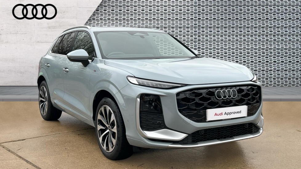 Main listing image - Audi Q3