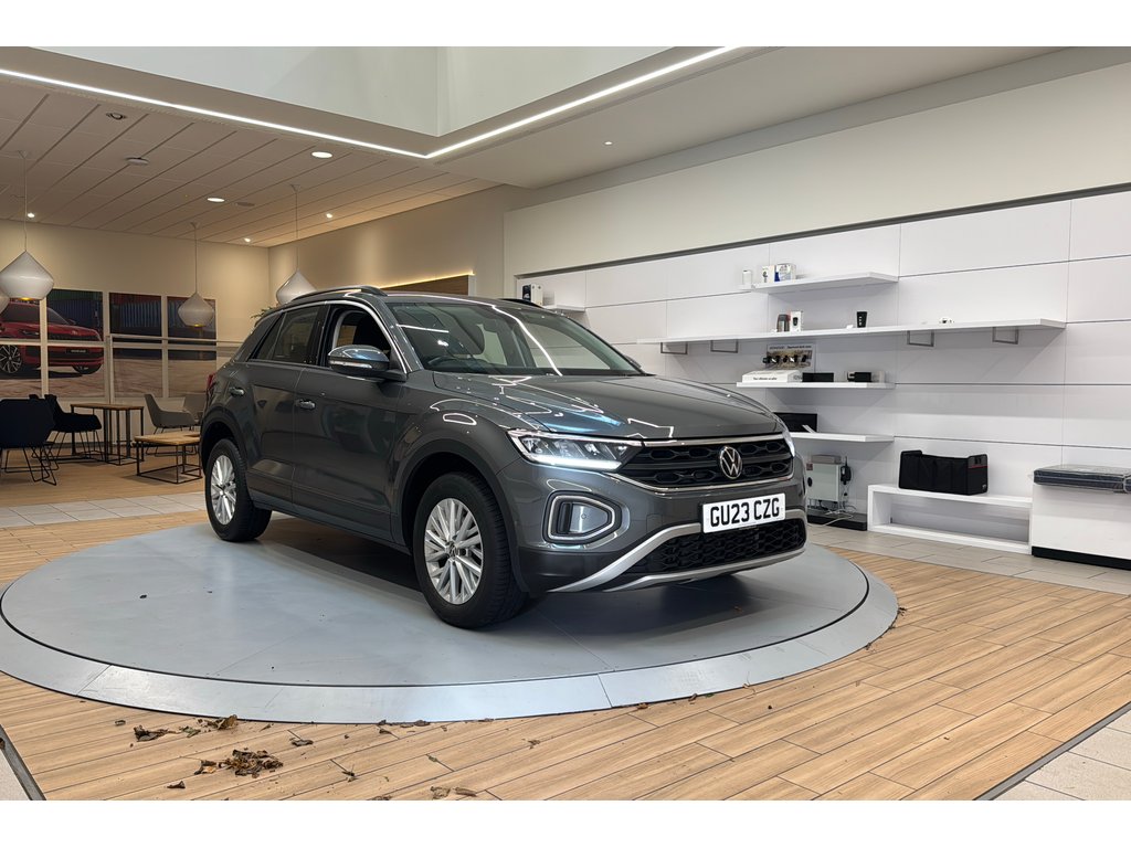 Main listing image - Volkswagen T-Roc