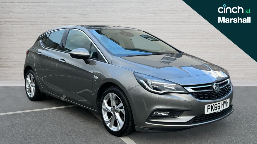 Main listing image - Vauxhall Astra