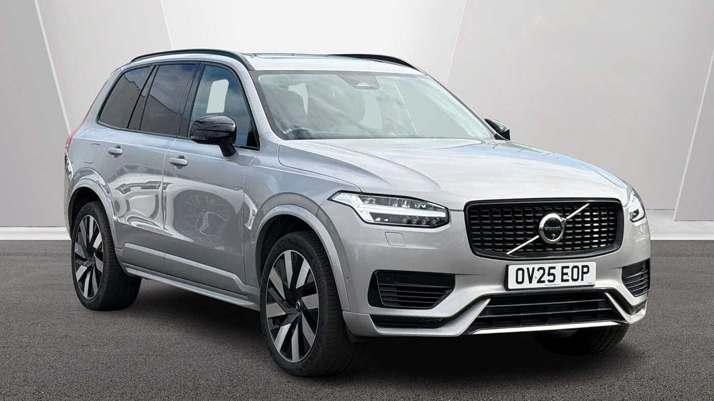 Main listing image - Volvo XC90