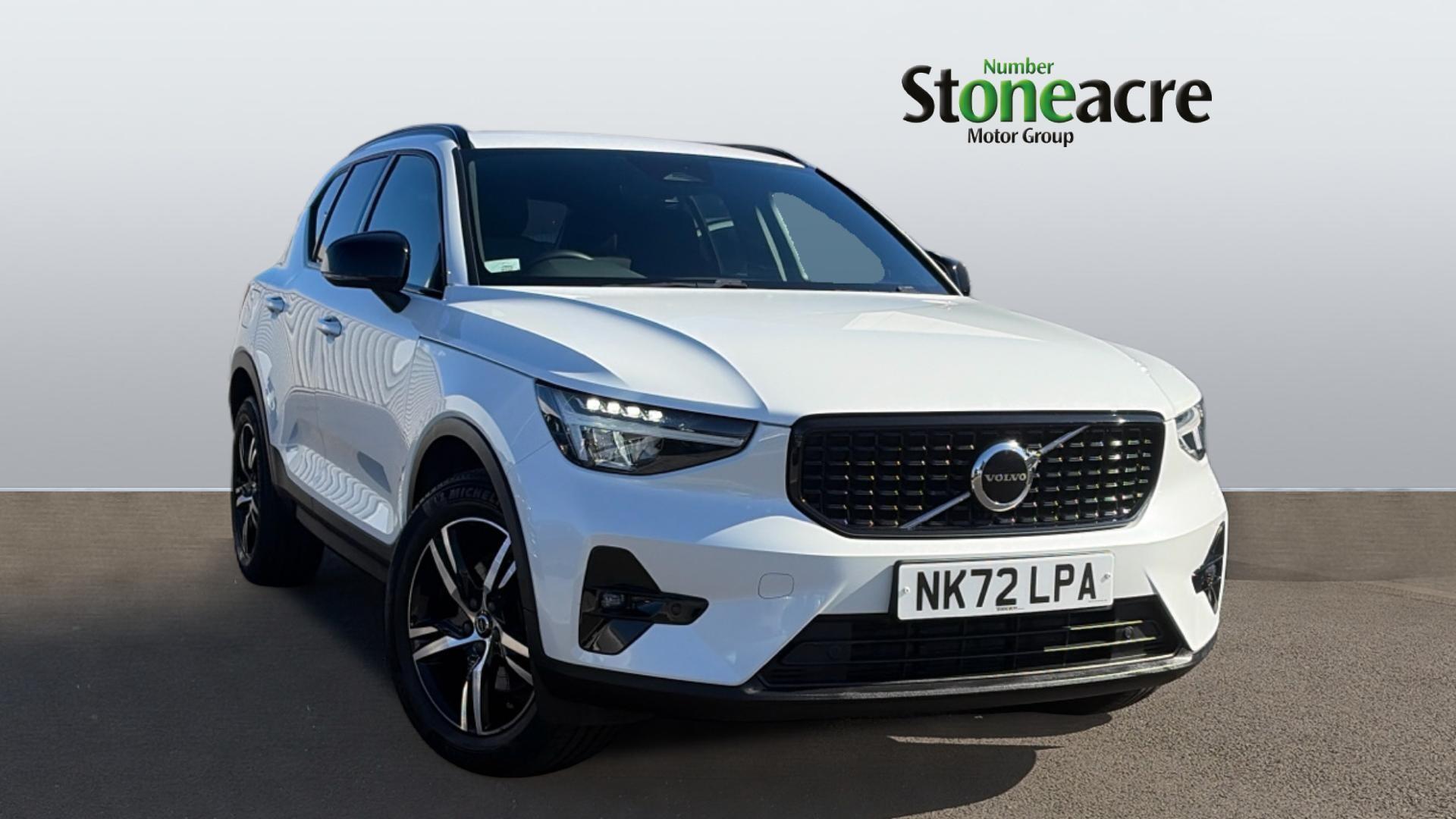 Main listing image - Volvo XC40