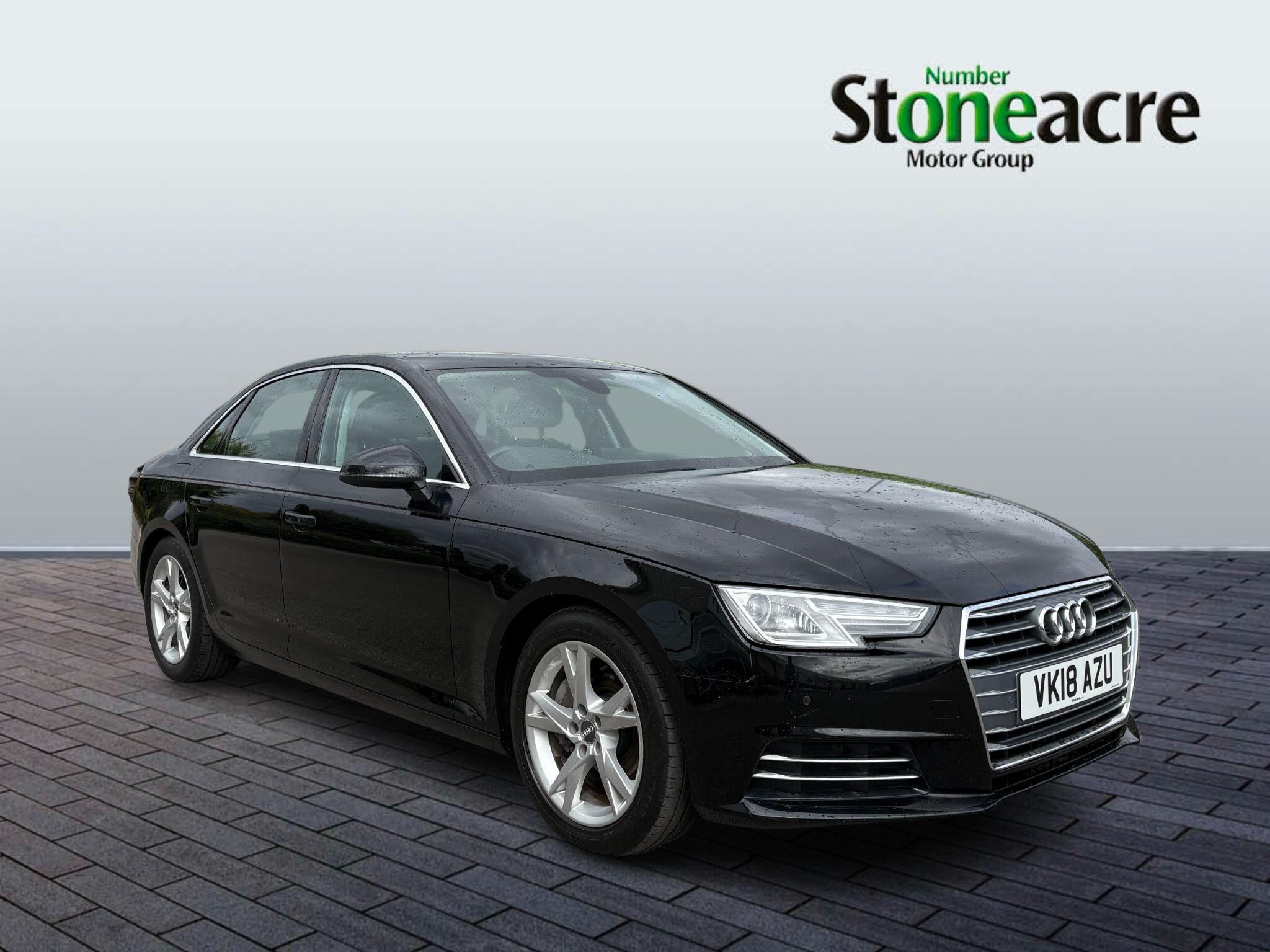 Main listing image - Audi A4