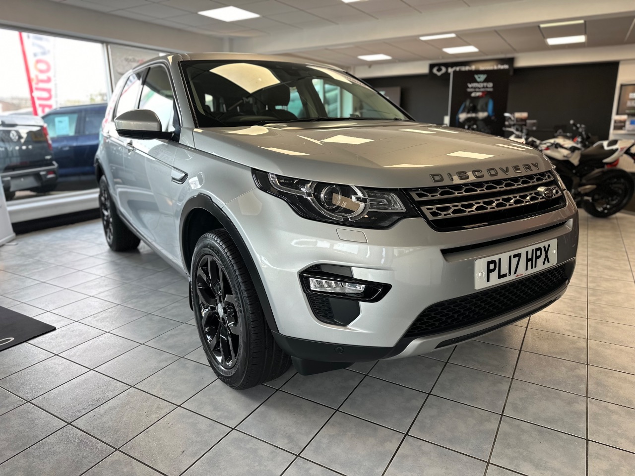 Main listing image - Land Rover Discovery Sport