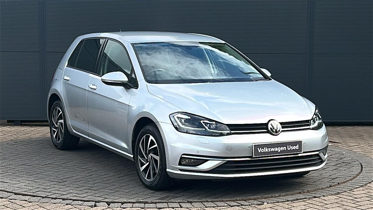 Main listing image - Volkswagen Golf