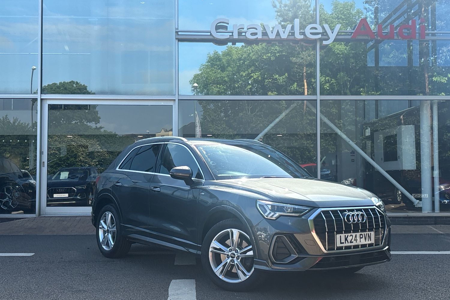 Main listing image - Audi Q3