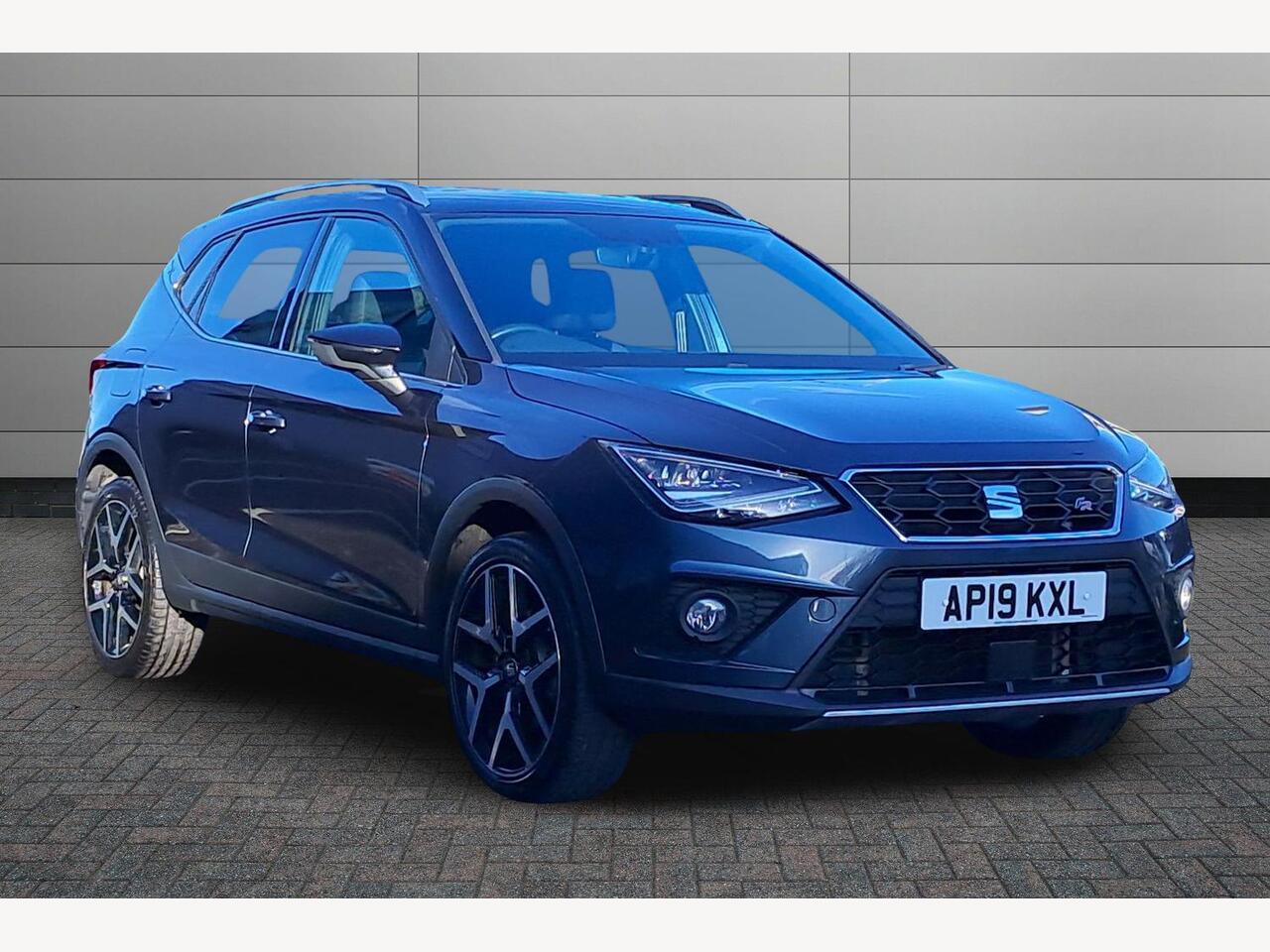 Main listing image - SEAT Arona