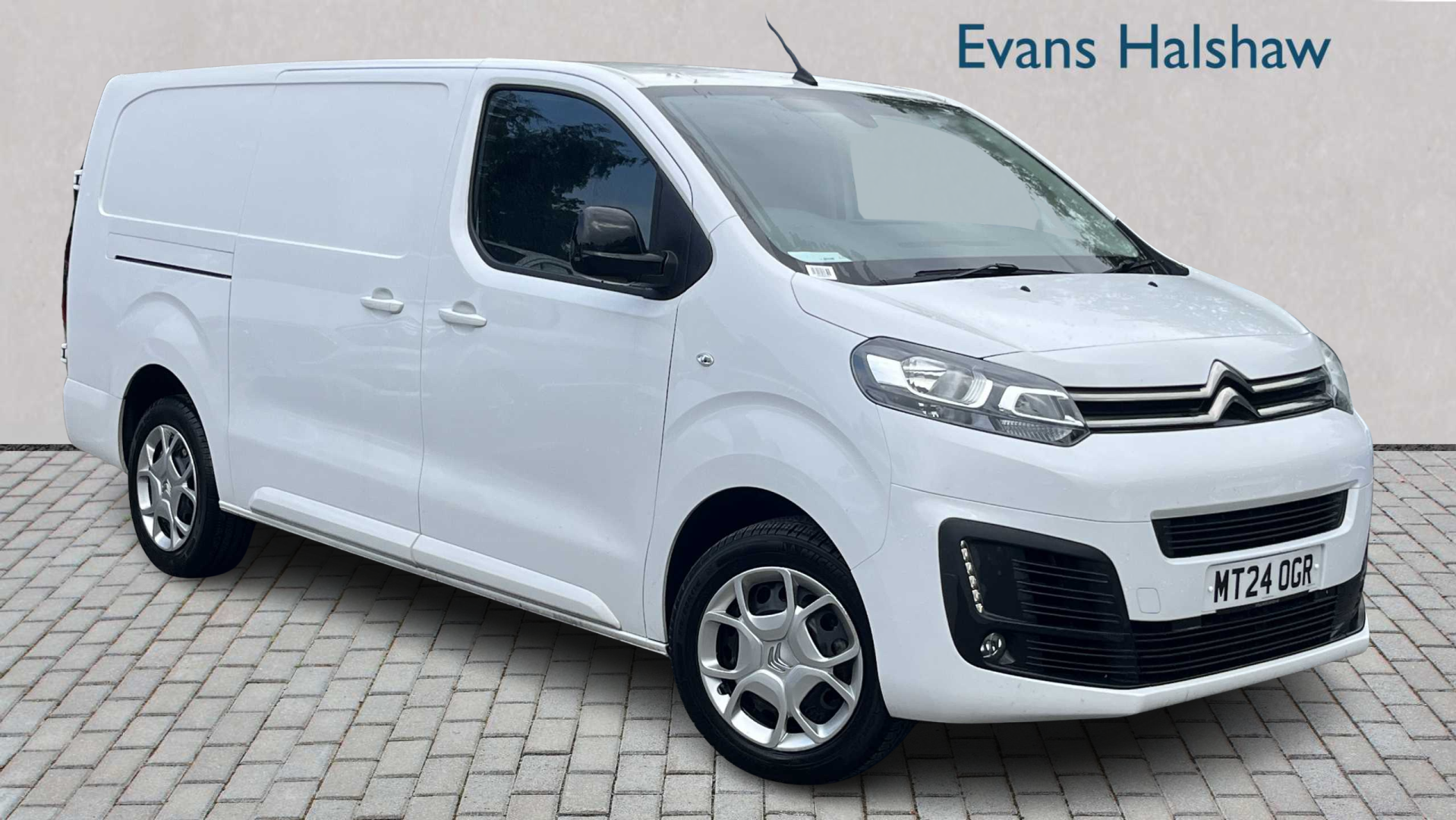 Main listing image - Citroen Dispatch