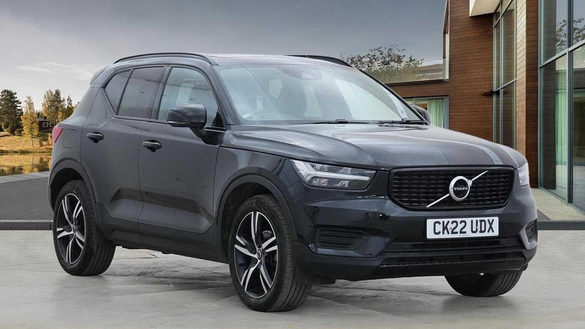 Main listing image - Volvo XC40